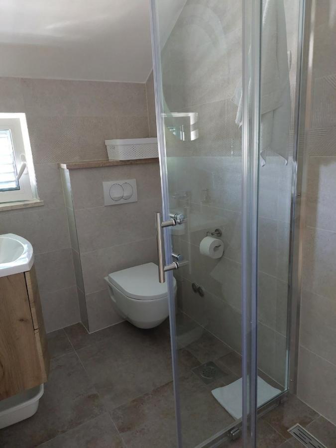 Ceratonia Apartments Lovište Екстериор снимка