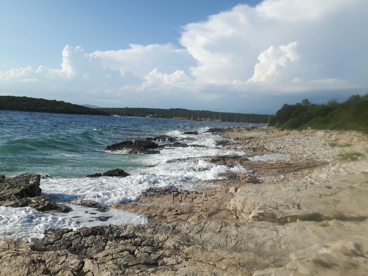 Ceratonia Apartments Lovište Екстериор снимка