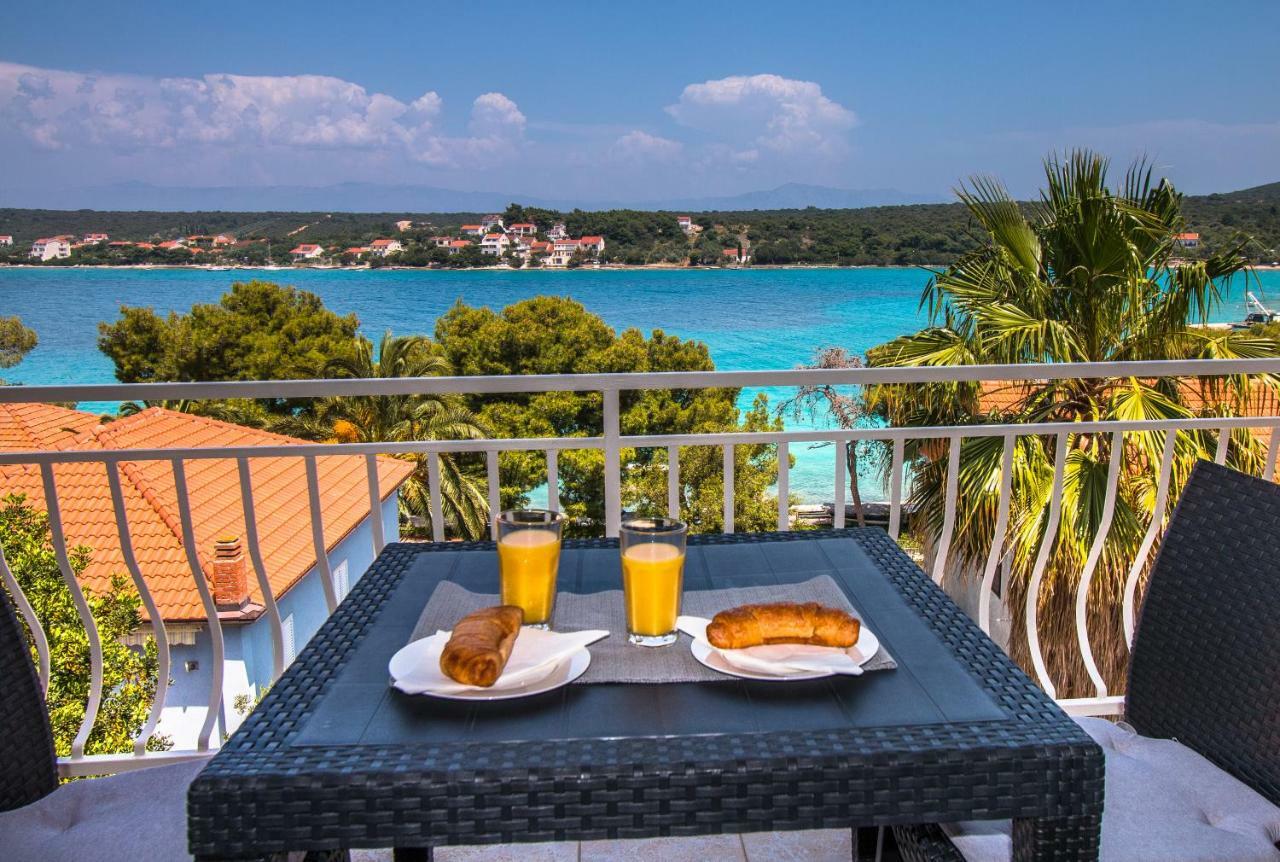Ceratonia Apartments Lovište Екстериор снимка