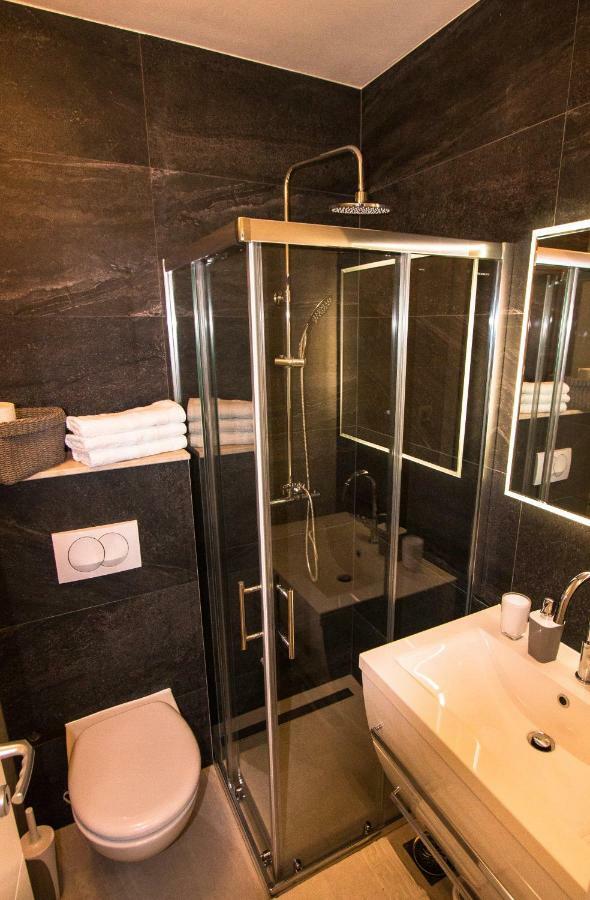 Ceratonia Apartments Lovište Екстериор снимка